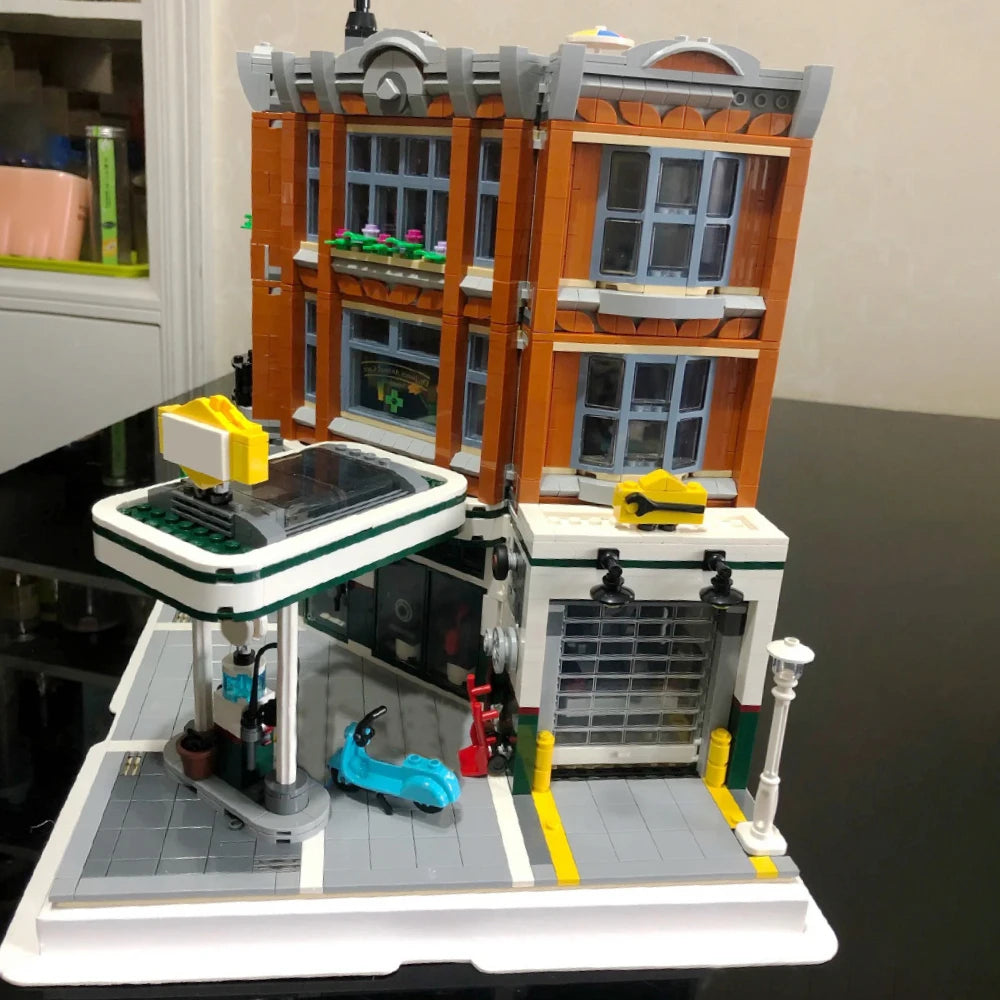 Creative Expert Brick Bank Cafe Corner Model MOC Street View House Building Blocks Toys Pet Book Shop Town Hall Downtown Diner