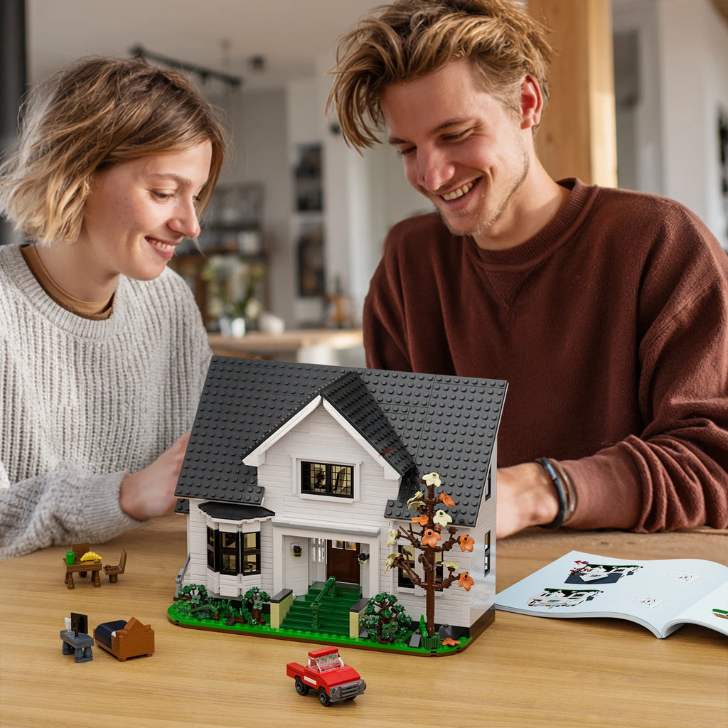 Bella House Building Block Set Romance Film Architecture Toys Gift for Adult 18+ Valentine Halloween Christmas (1224 Pcs)